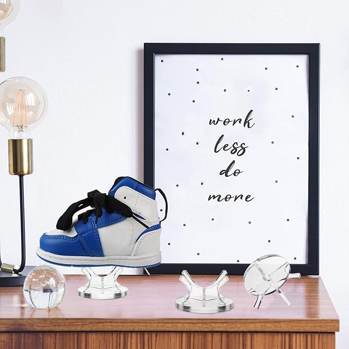 3 Pieces Acrylic Small Ball Stand Holder Sport Ball Display Rack Baseball Display Stand with 3 Pieces Non-Slip Rubber Pads for Baseball Golf Softball Tennis Spheres